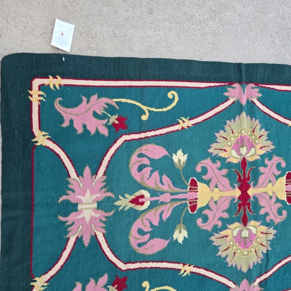 Aga John Hand Woven Wool Needlepoint Oriental Rug 3x5 Petit Point Floral Accent